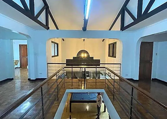 Spacious Family House With Pool In Tagaytay Отель