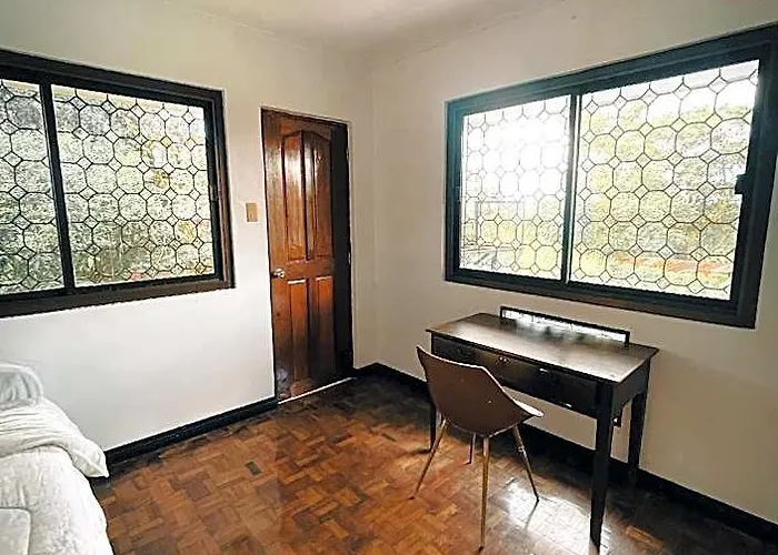 Spacious Family House With Pool In Tagaytay