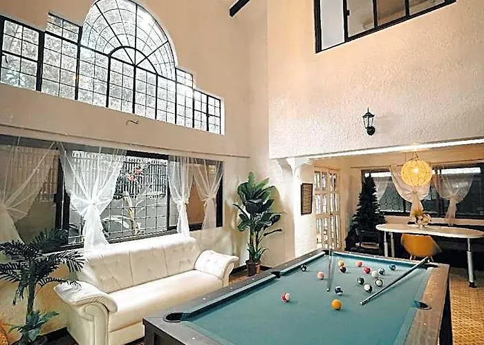 Spacious Family House With Pool In Tagaytay Отель